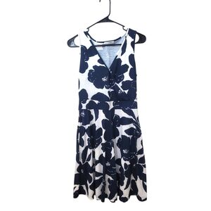 Guberry Dark Blue and White Floral Midi Dress